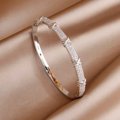 pTWUClassicLuxuryShinyZirconLetterCharmBraceletforWomenFashionBrandJewelryWeddingParty
