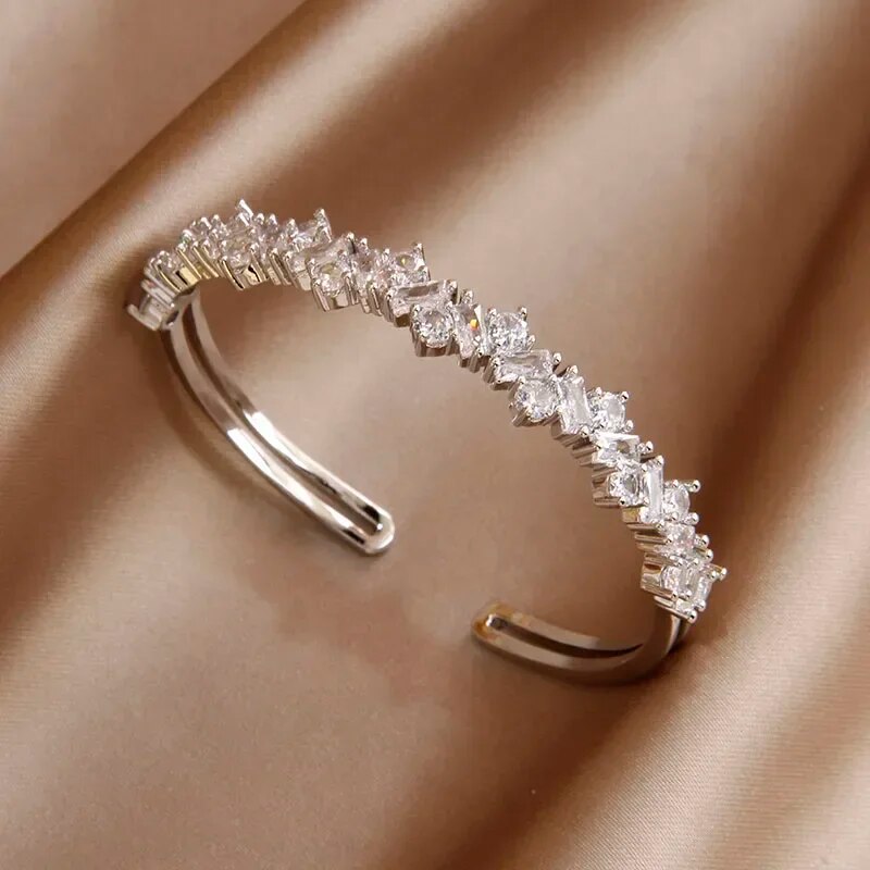ERmxClassicLuxuryShinyZirconLetterCharmBraceletforWomenFashionBrandJewelryWeddingParty