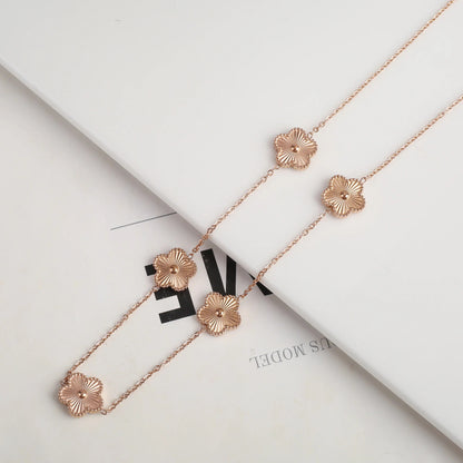 xCTzY2KNewDesignMetalPlumLaserFiveLeafFlowerPlantBraceletStainlessSteelWaterproofHigh