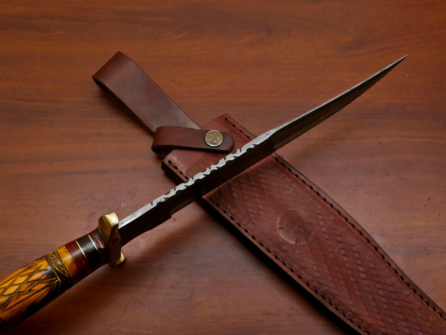 Damascus Blade Knife.jpg