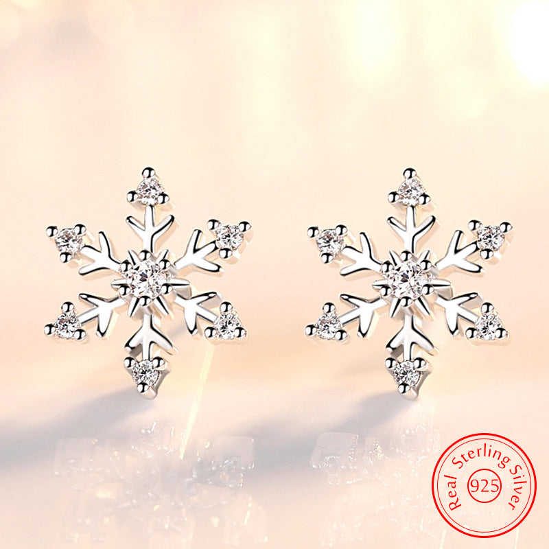 925 Sterling Silver Crystal Snowflake Stud Earrings for Women - Fashionable XY0236