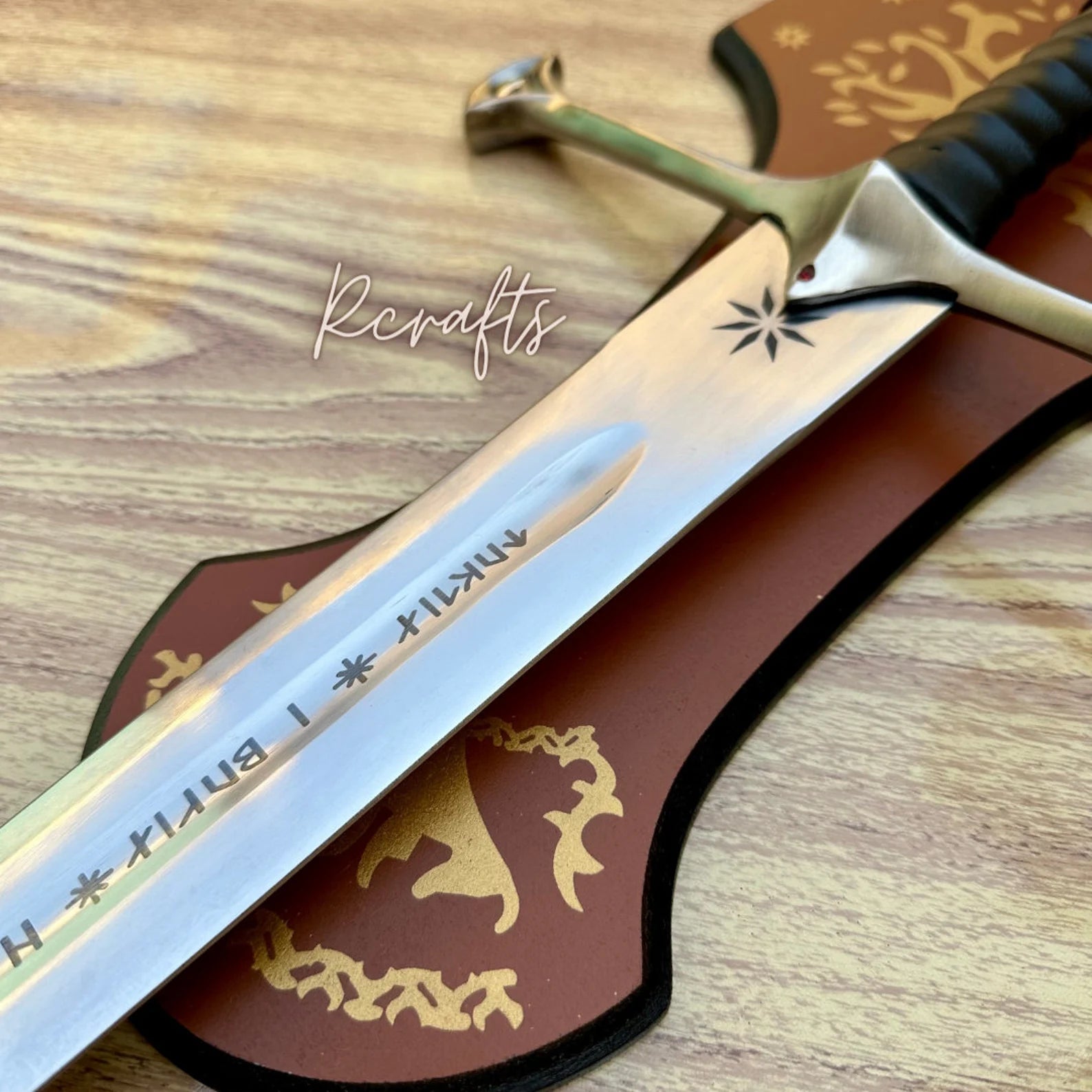Andurilswordofstriderwithfreescabbardlordoftheringskingaragornranger swordlotrgifts