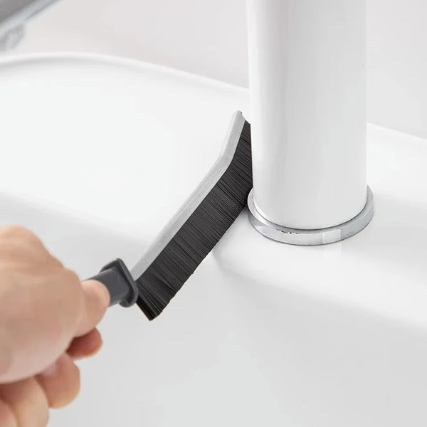 Multipurpose gap brush for tight spaces