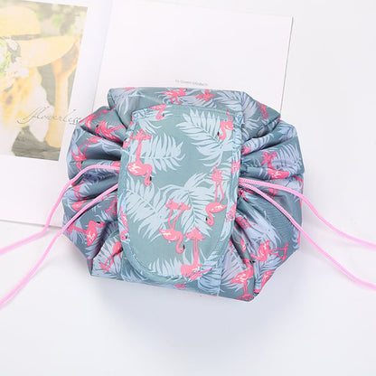 Lightweight toiletry bag for backpackers