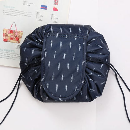 Travelfriendly cosmetic organizer with floral pattern