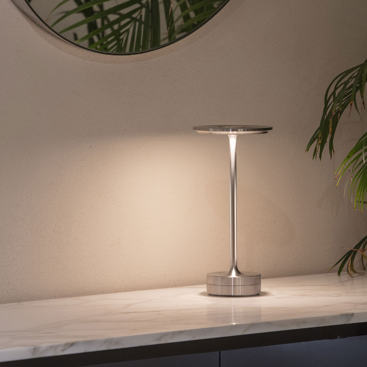 Metallic Cordless Rechargeable Waterproof Table Lamps6