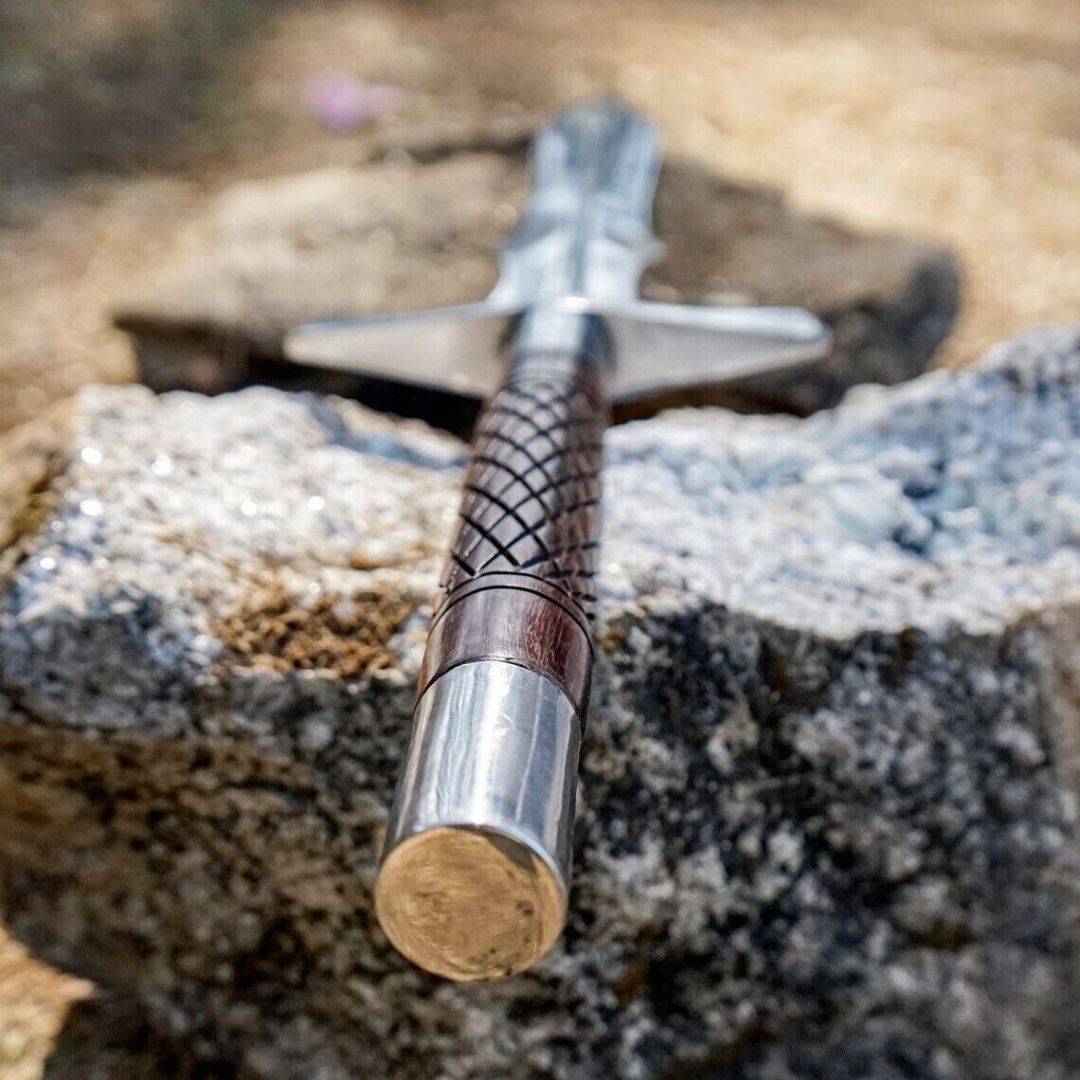 Custom Handmade Sword Double Edged Sword D2 Tool Steel Viking Outdoor Sword Edge (4).jpg