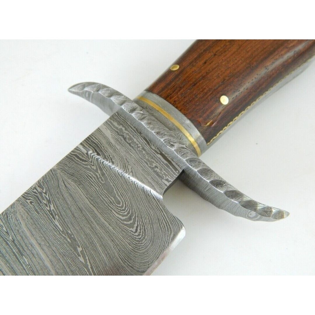 Damascus Steel Hunting Bowie Knife Handmade Full Tang Survival WFree Engraving (1).jpg