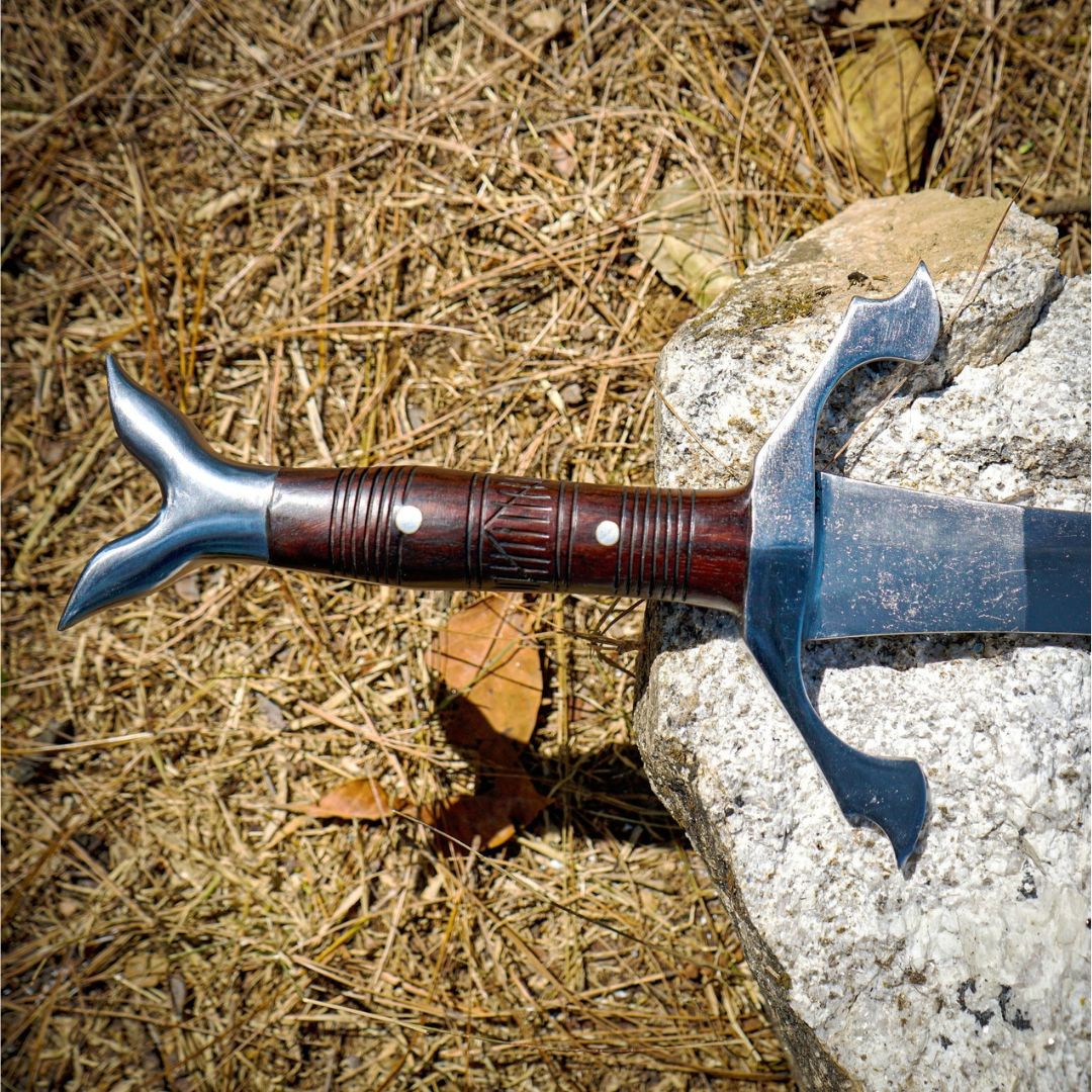 Fish Style Viking Sword Custom Handmade Full Tang Sword Mirror Polished Carbon (2).jpg