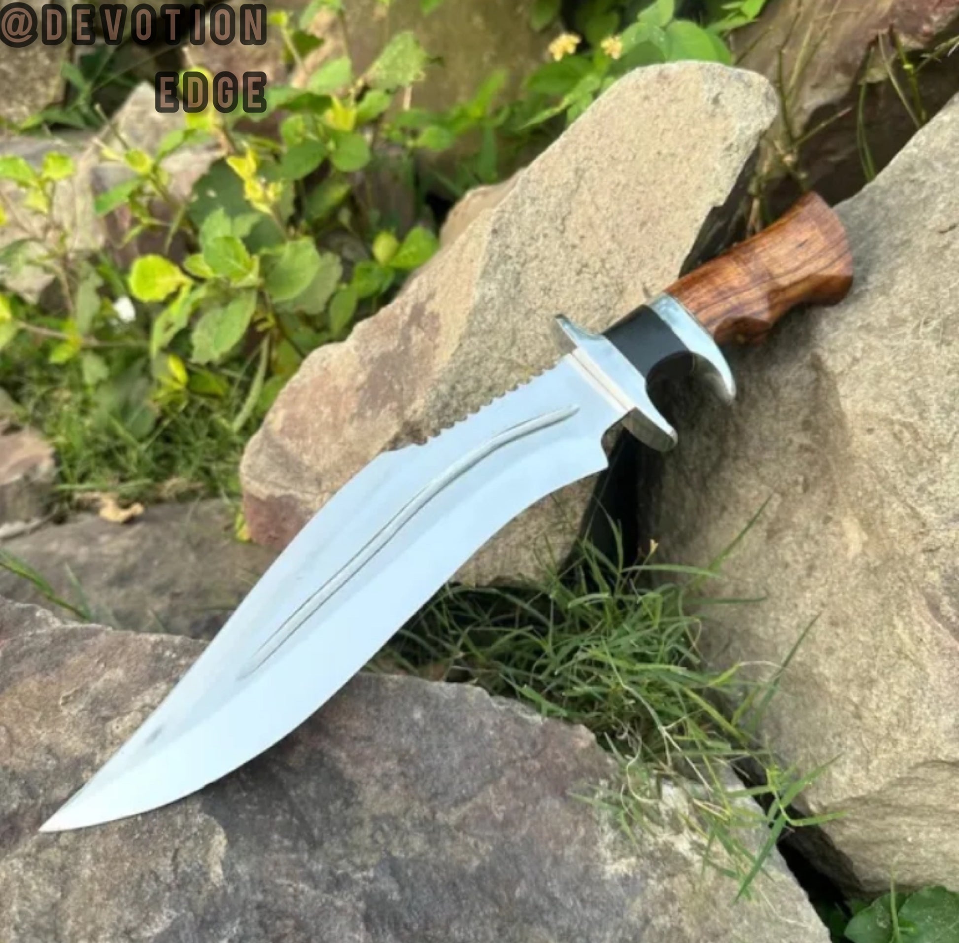 Handmade D2 Steel Survival Bowie Knife, Hunting Knife, Predator Knife, Camping knife, with leather sheath