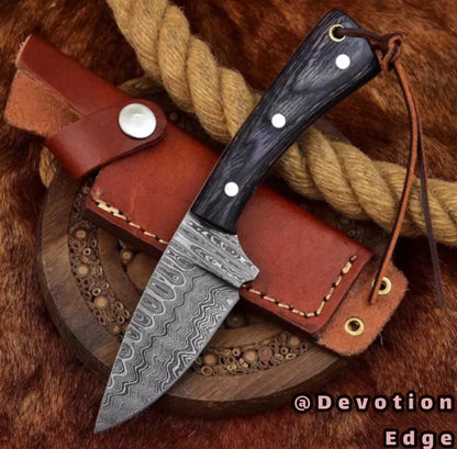 Handmade Damascus Steel Skinner Knife With Pakka Wood Handle Gift For Wedding With Leather Sheath