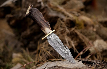 Damascus hunting knife Full Tang Stag antler handle bowie knife handmade knife with Leather Sheath