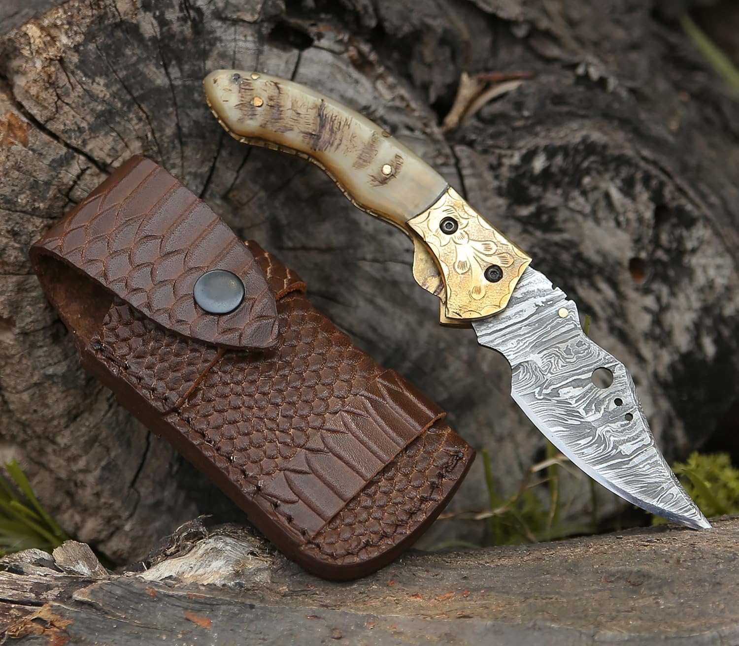 Pocket Knives & Folding Knives for Men & Women Personalized Engraved High Carbon Steel Damascus Blade