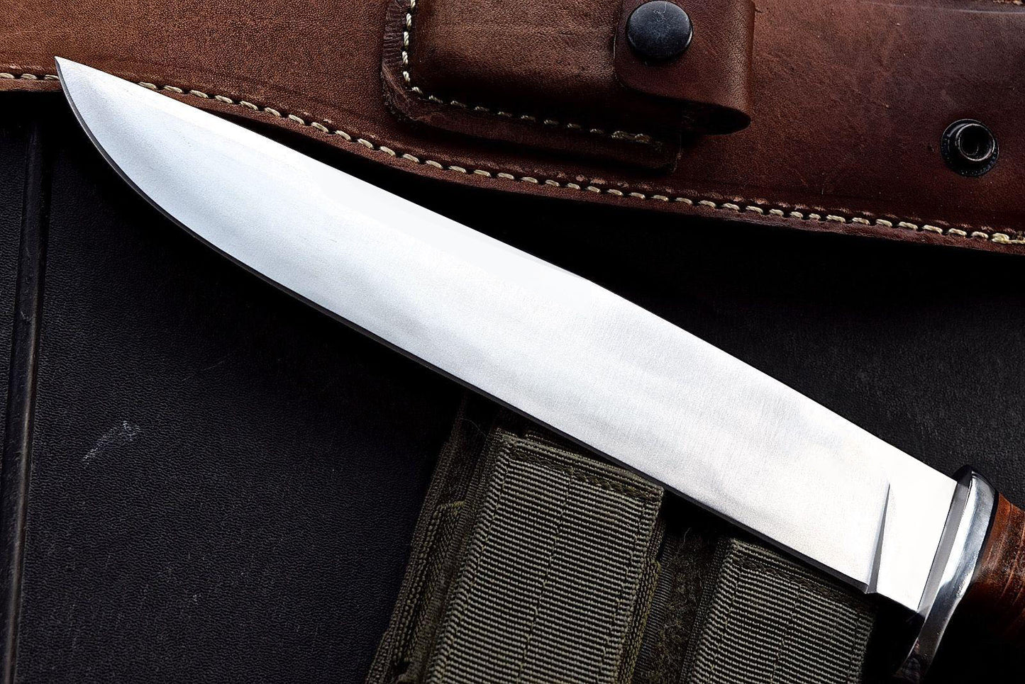 Full Tang Custom Handmade Pure Steel Crocodile Knife With Leather Sheathgift For Himherxmas Gifts 1