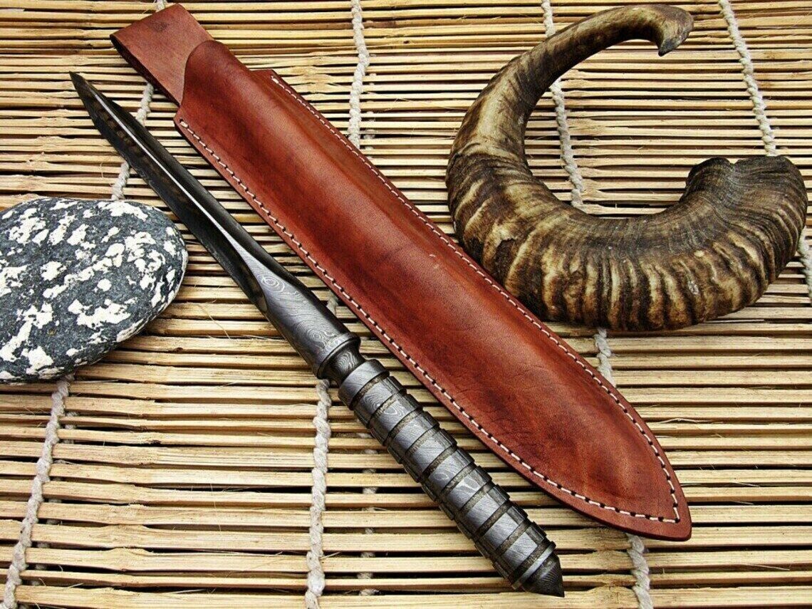Custom Forged Damascus Steel Tri Edge Kris Dagger Knife 2