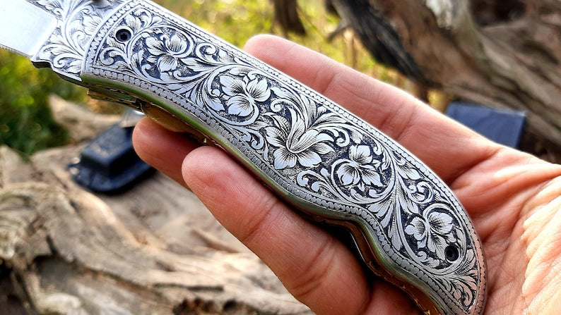 Engraved Fold Knife  Prestigious Handmade Engraved Fold Pocket Knife  D2 Steel Engraved Blade Foldi 2