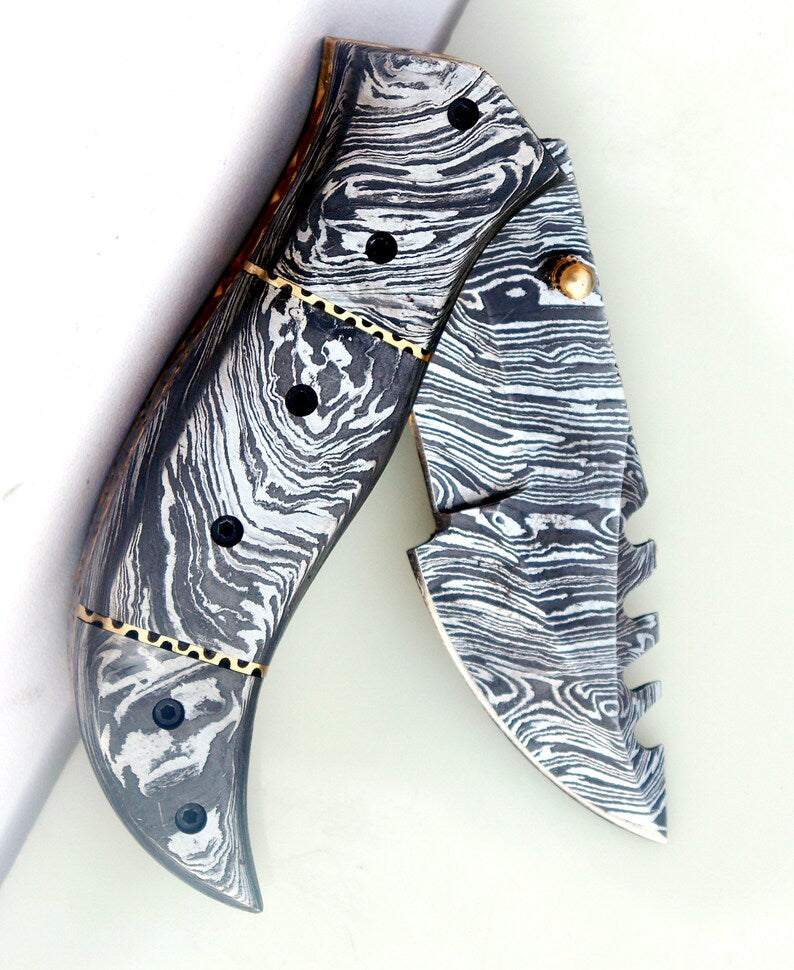 Damascus Leaf Pocket Knife Everyday Carry Folding Knife Hand Forged Damascus Hunting Knife Best Gif 3
