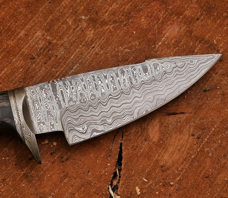 Unique Handmade Damascus Steel Knife