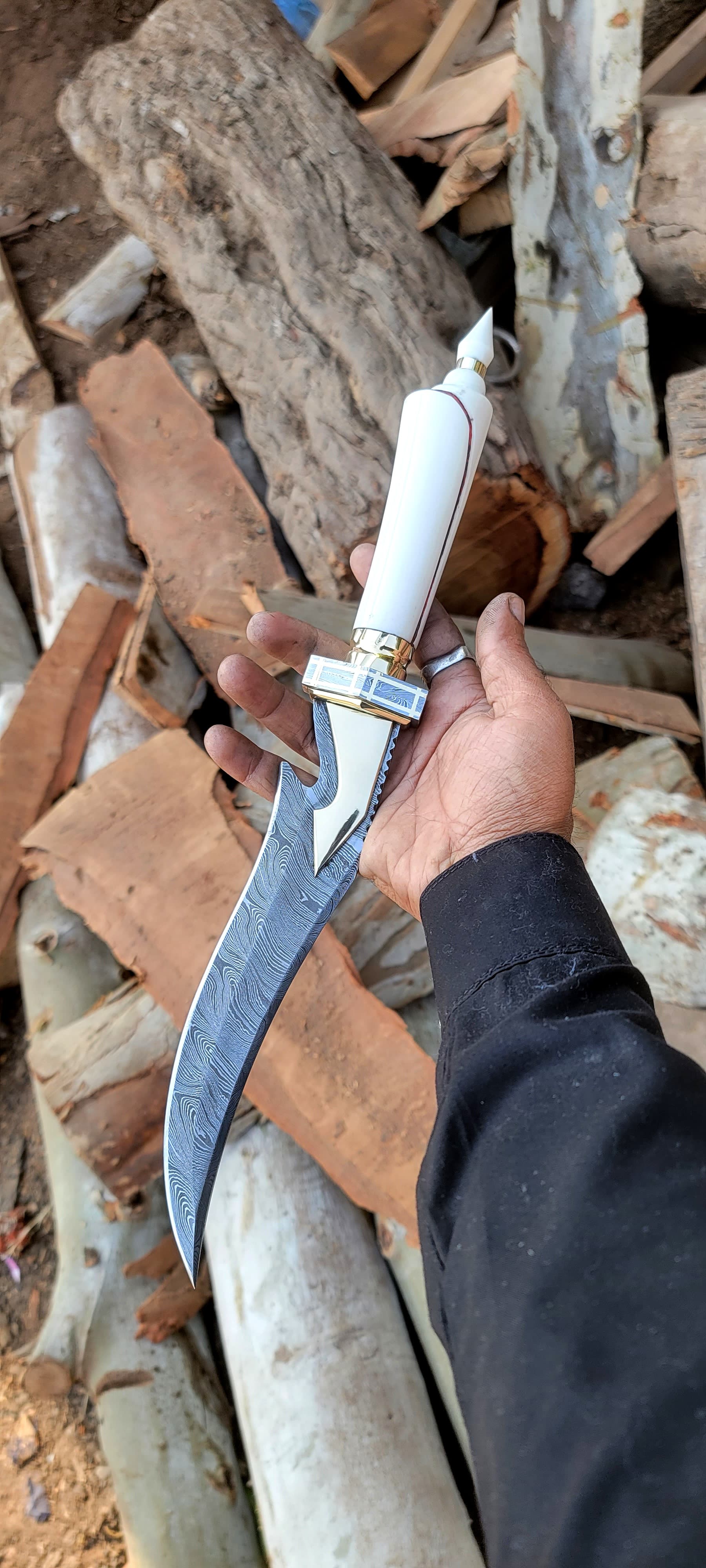 Handmade Damascus Steel Hunting Knife Gift For Men