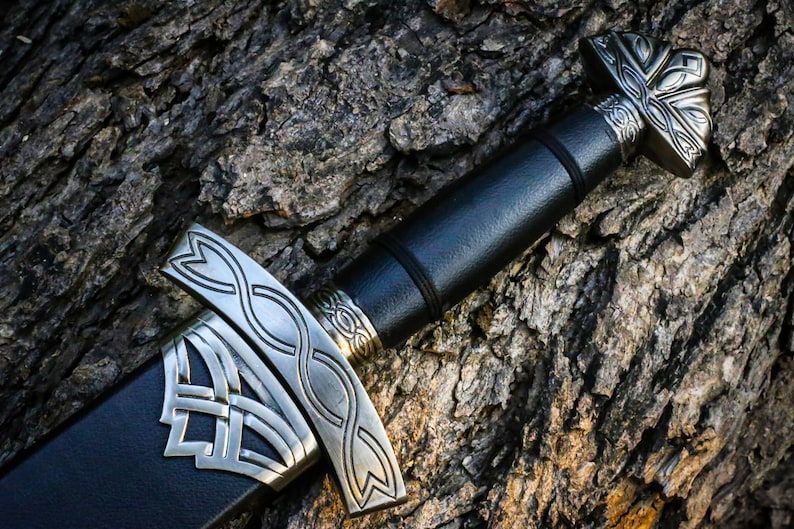 38 Inche Handmade Damascus Steel Beautiful Sword Hand Forged Sword Damascus Sword With Sheath Gift  2