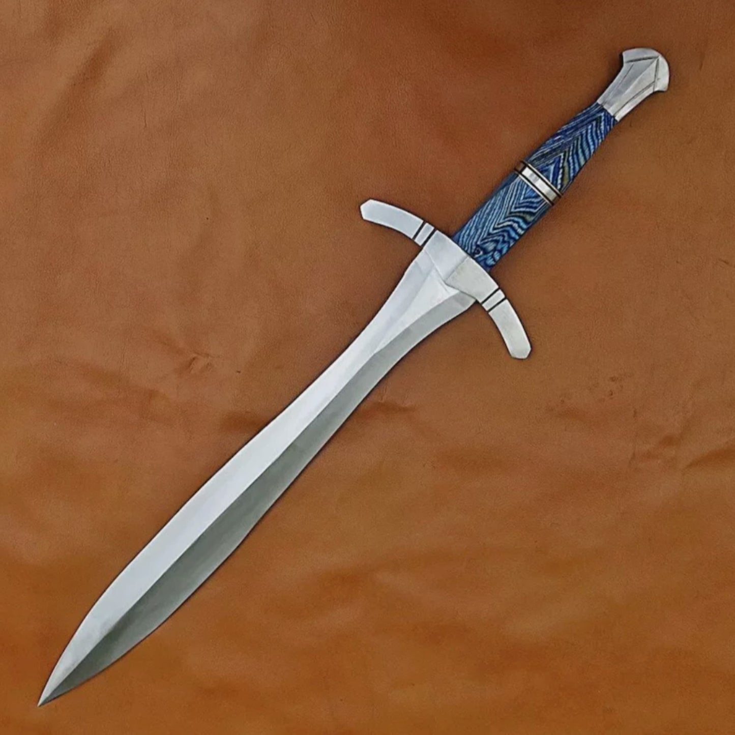 Custom Handmade Carbon Steel Blade Celtic Leaf Sword  Hunting Sword Camping 2