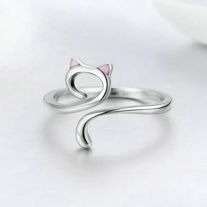 Lightweight adjustable crochet ring