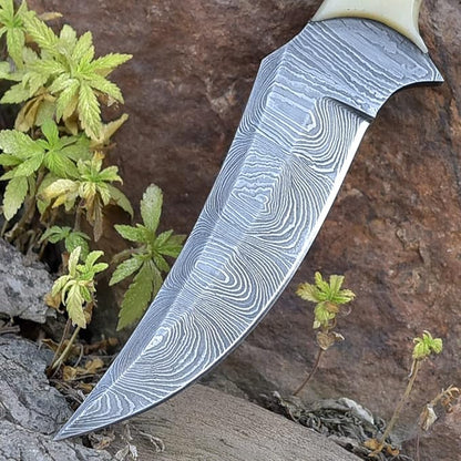 Handmade Damascus Skinning Knife  EDC Fixed Blade Hunting Knife For Skinning Camping Bushcrafting A 1