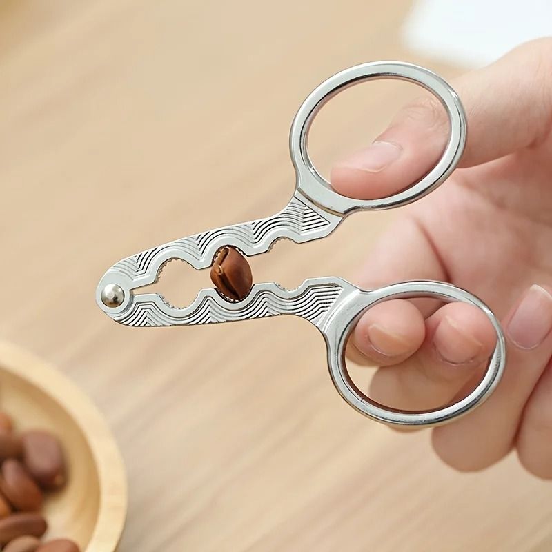 HighQuality Nut Cracking Tool