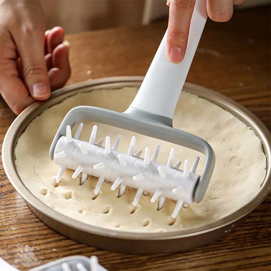 Premium Pizza Dough Punch Roller – ABS PP Baking Tool for Perfect Crusts