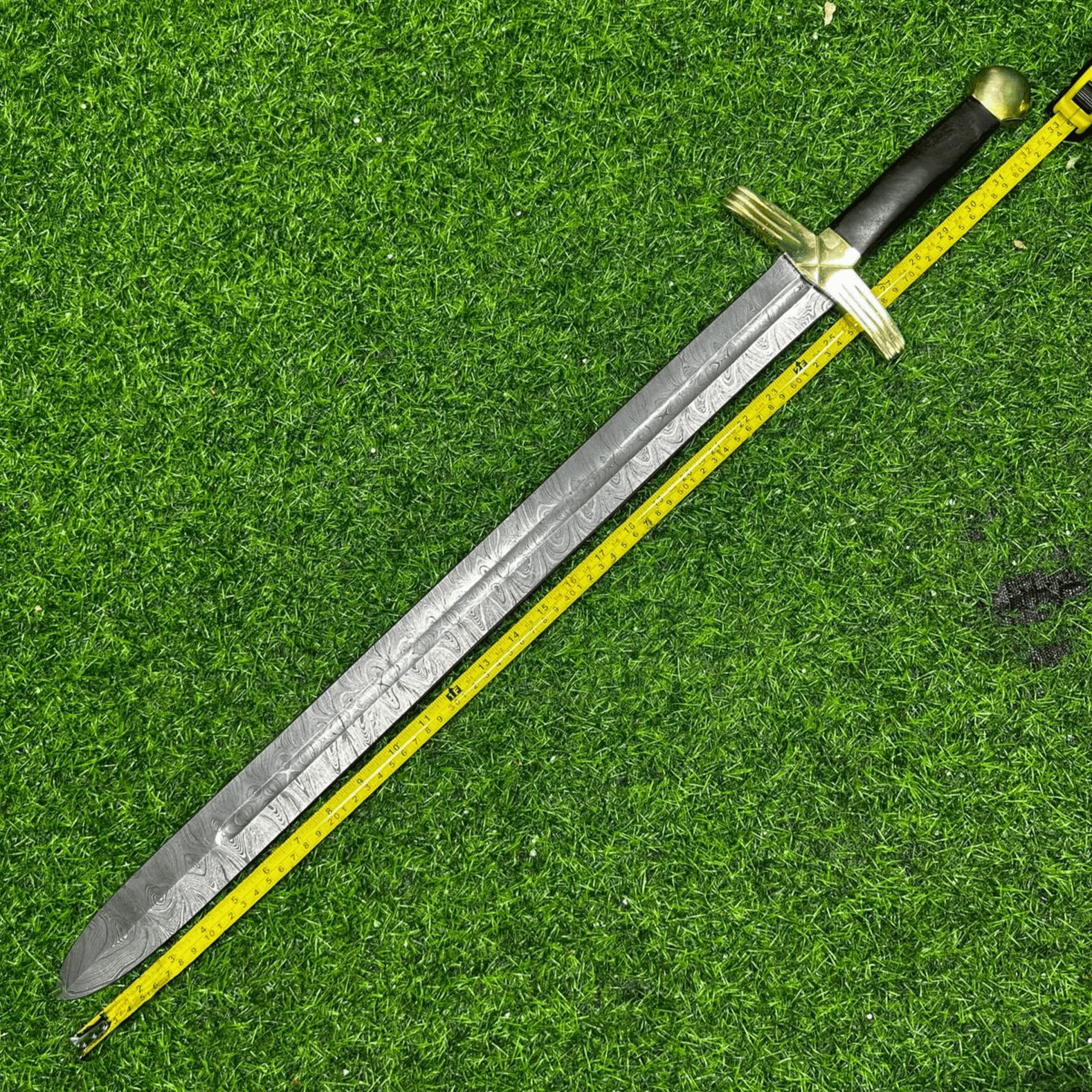 Handmade Damascus Steel Combat Sword  33 DoubleEdge Sword 1