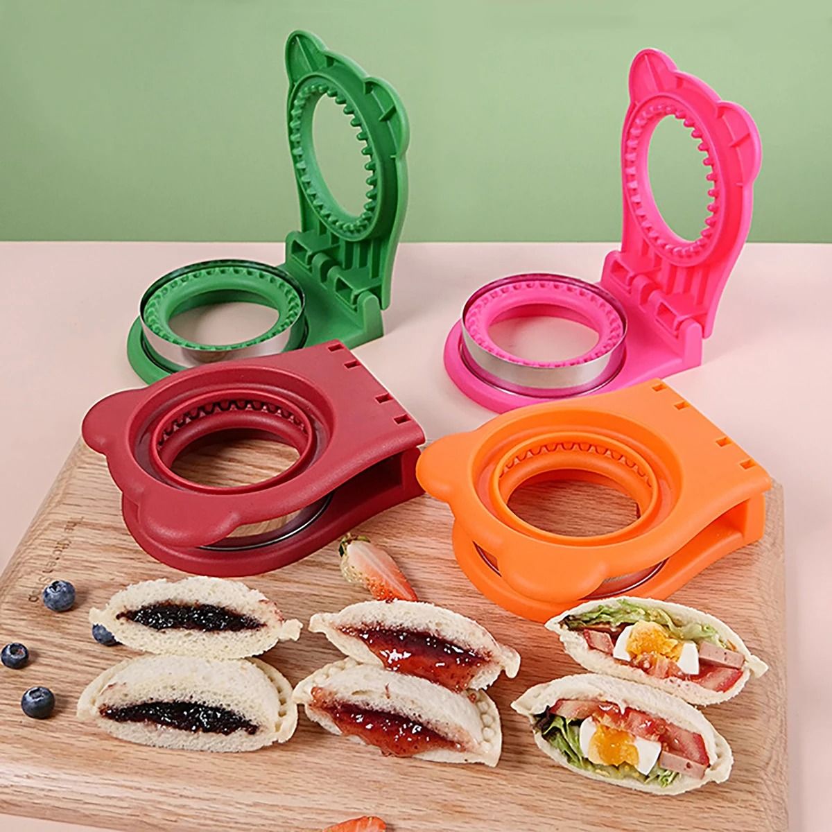 Kitchen Gadget for Sandwich Making