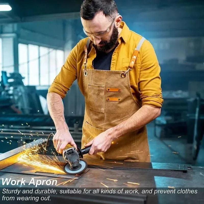 Heavyduty work apron with tool pockets