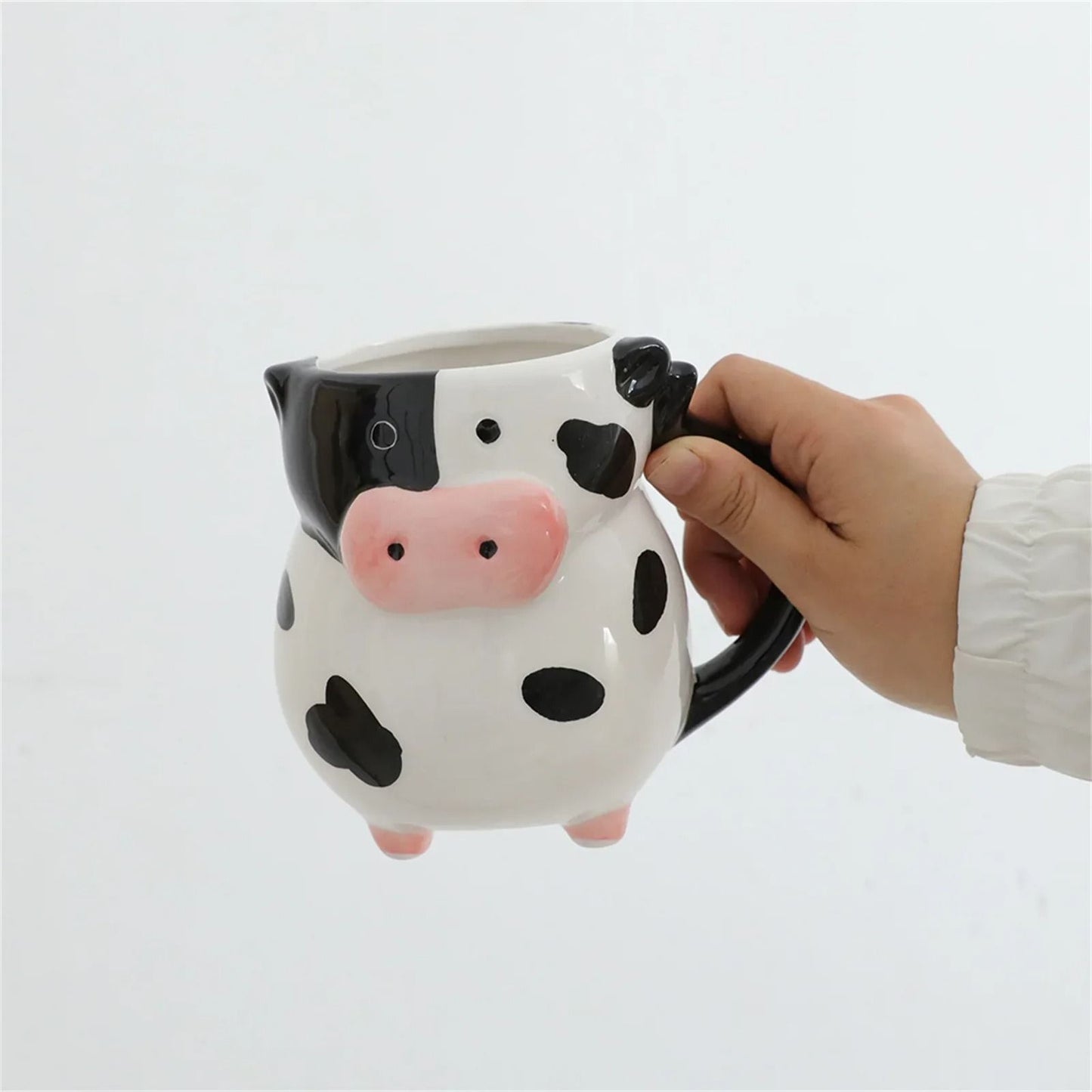 585ml Creative Cow Ceramic Mug  Cartoon Design Coffee Cup For Milk And Tea Lovers 2