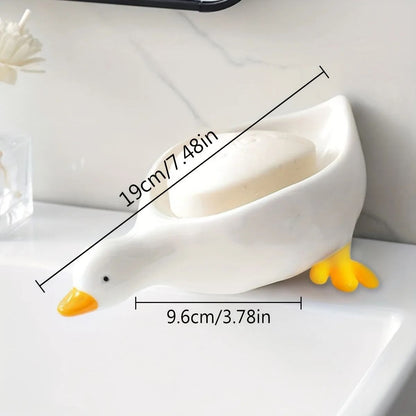 Plastic soap tray with drainage