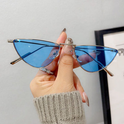 Fashion Metal Small Cat Eye Sunglasses For WomenTrendy Punk Style With Clear Ocean Lens Hip Hop Sha 12