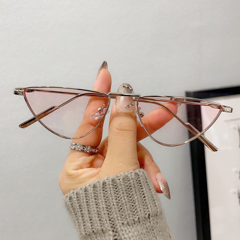 Fashion Metal Small Cat Eye Sunglasses For WomenTrendy Punk Style With Clear Ocean Lens Hip Hop Sha 13