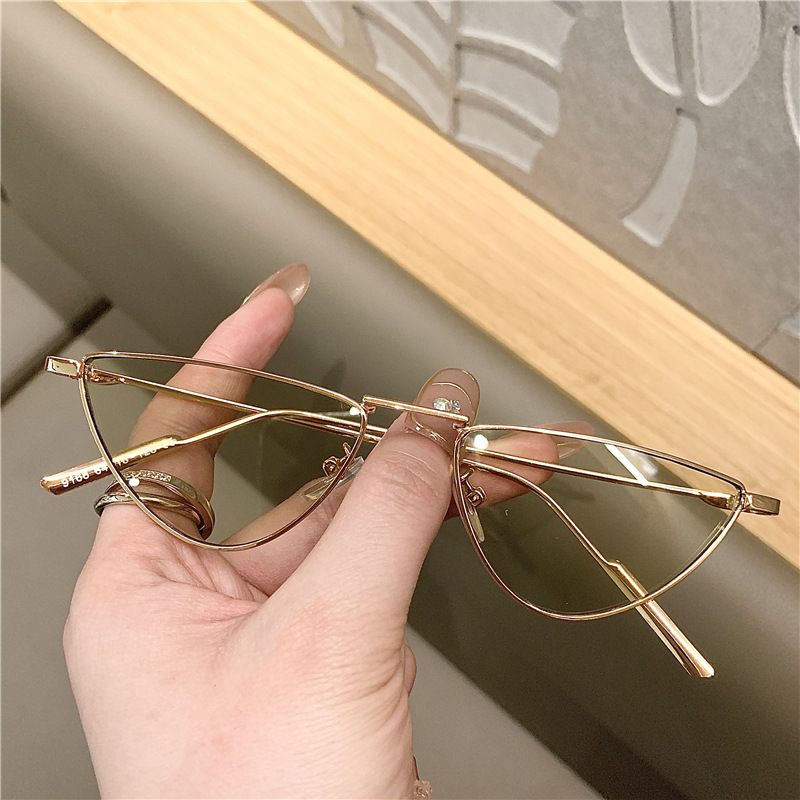 Fashion Metal Small Cat Eye Sunglasses For WomenTrendy Punk Style With Clear Ocean Lens Hip Hop Sha 5