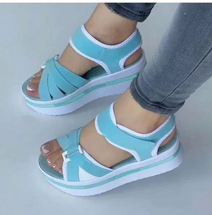 Lightweight Outdoor Platform Sandals for Casual  Beach Wear 1