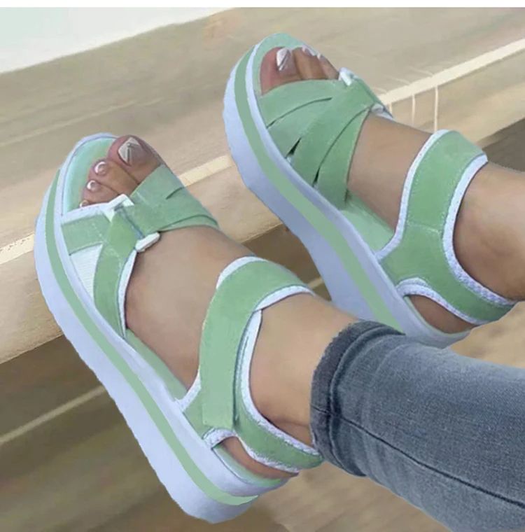 Lightweight Outdoor Platform Sandals for Casual  Beach Wear 8