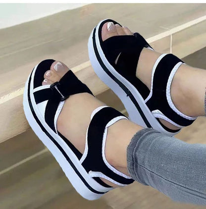 Lightweight Outdoor Platform Sandals for Casual  Beach Wear 6