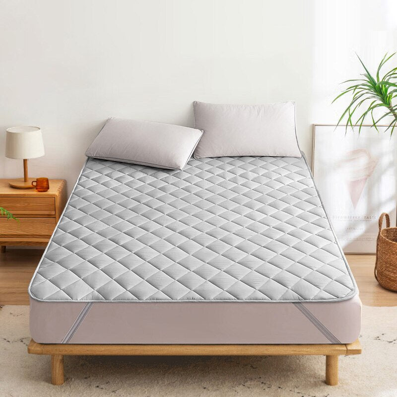 Ultrasonic Mattress Protector Cover Pad, Washable Bed Protector with Elastic Band for Ultimate Comfort