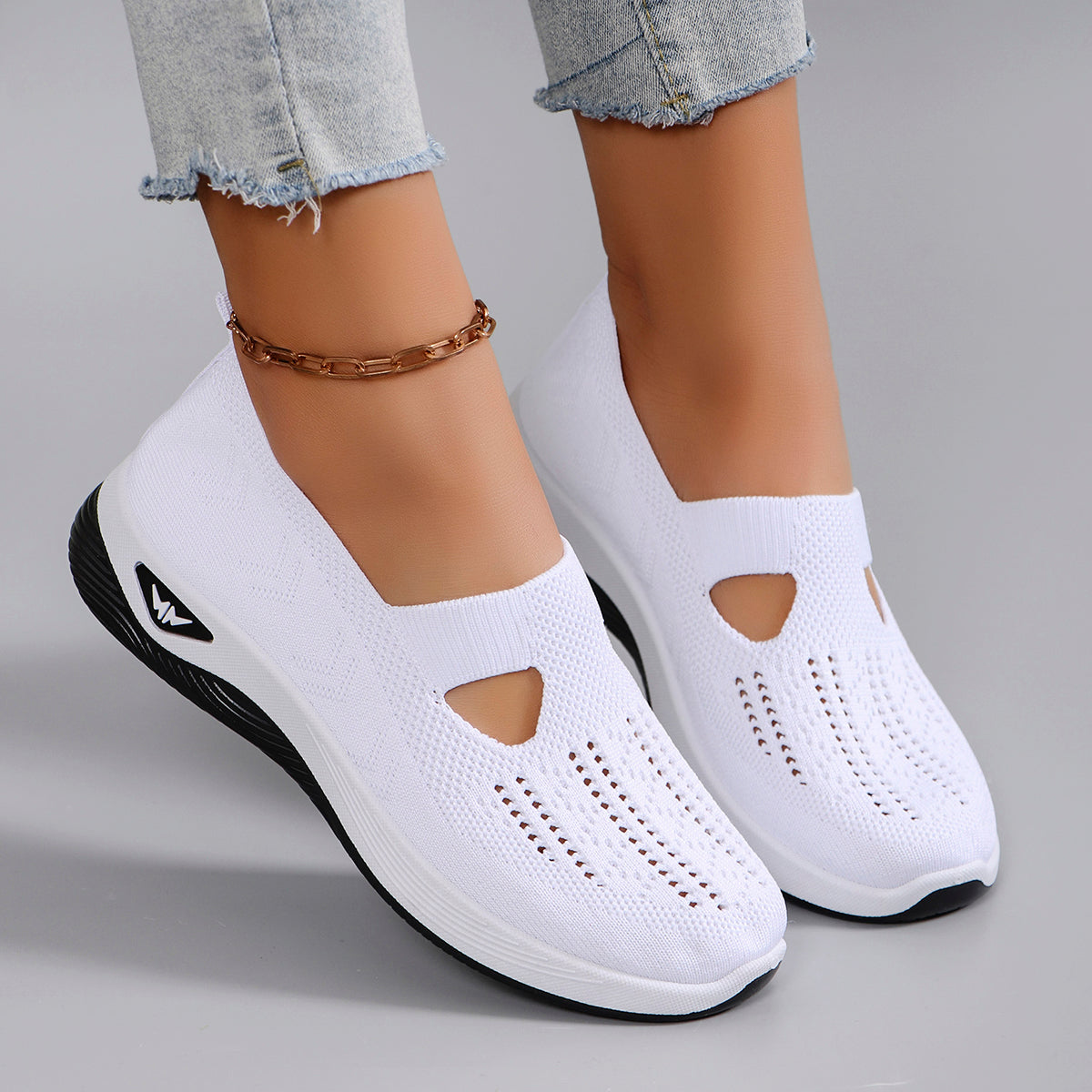 Spring New Womens Sports Shoes Fashionable Breathable Lightweight Nonslip Wearresistant Casual Spor 4
