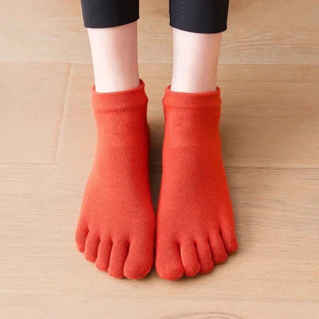 Anti-Slip Yoga Socks for Women Soft Cotton Fitness Socks