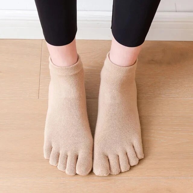 Anti-Slip Yoga Socks for Women Soft Cotton Fitness Socks