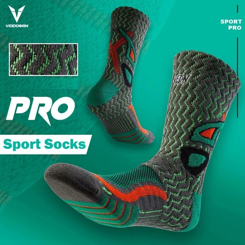 Towel Bottom Sport Socks for Men, Non-Slip High Cut Basketball Socks with Moisture Absorption