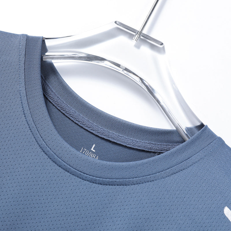 Men Running TShirt Trendy Tees For Summer QuickDry  Breathable Casual Style 3