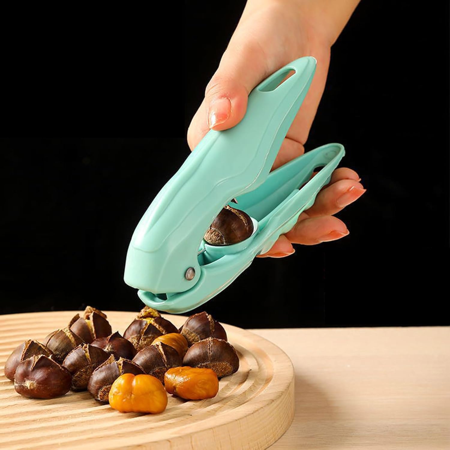 Stainless Steel Chestnut Clip Machine Nutcracker Opener Tool, Durable Kitchen Gadget for Nuts and Walnut Shelling