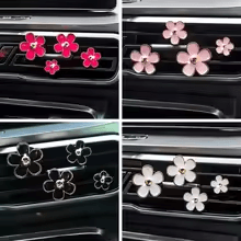 Car Outlet Vent Perfume Clips, Small Daisy Car Air Freshener and Aromatherapy Interior Decoration Accessories