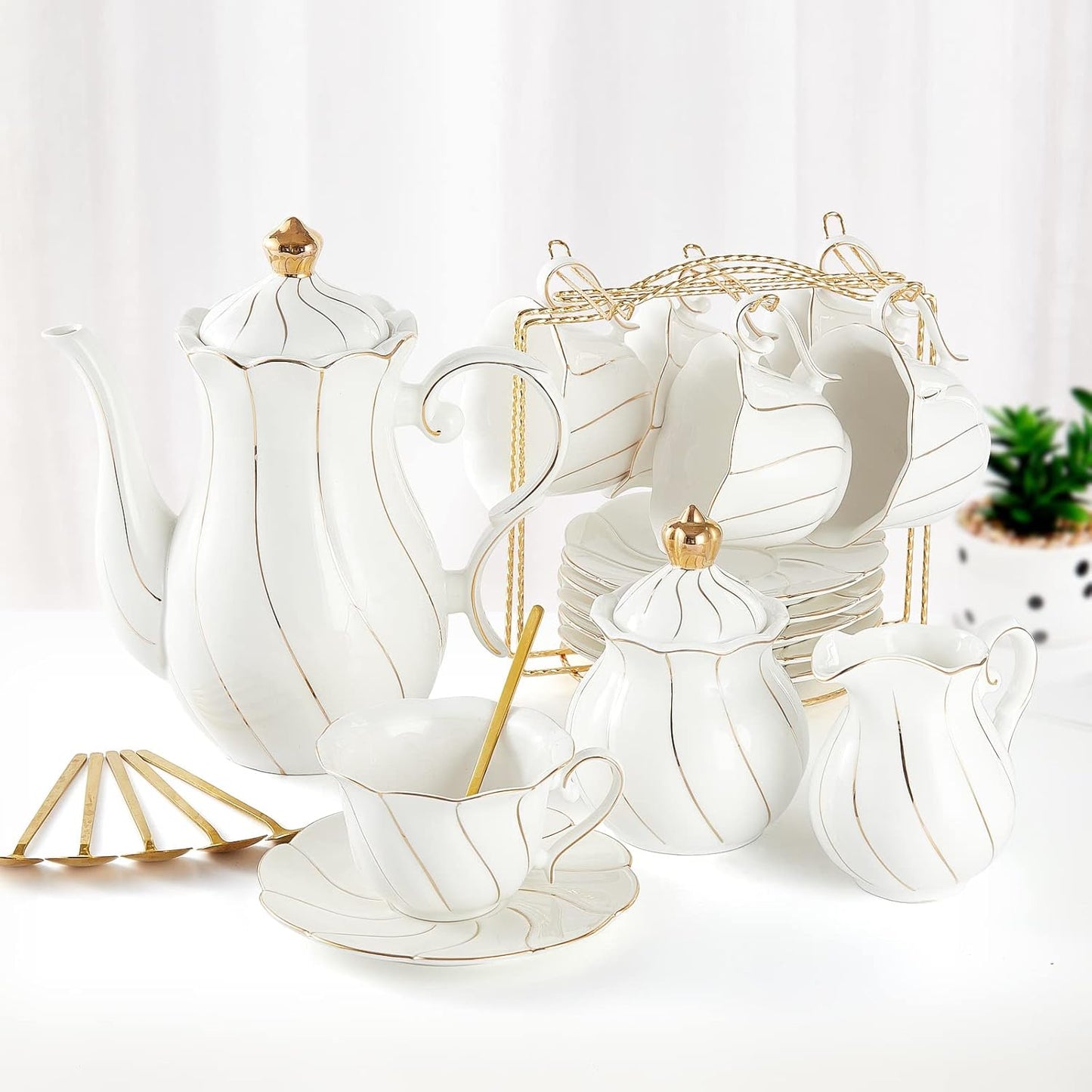22Piece Porcelain Tea Set For 6  Luxury British Style Tea  Coffee Cups With Golden Trim 7