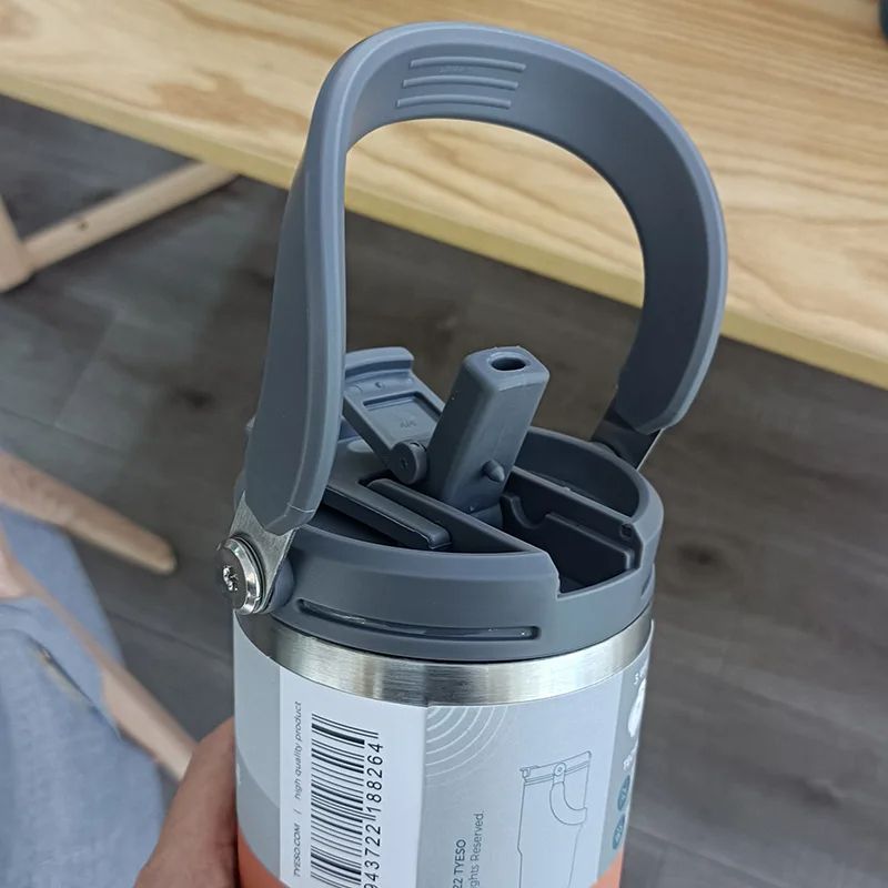 Vacuum Flask Car Water Bottle 304 Stainless Steel Coffee Cup With LeakProof Lid Handle  NonSlip Bas 9